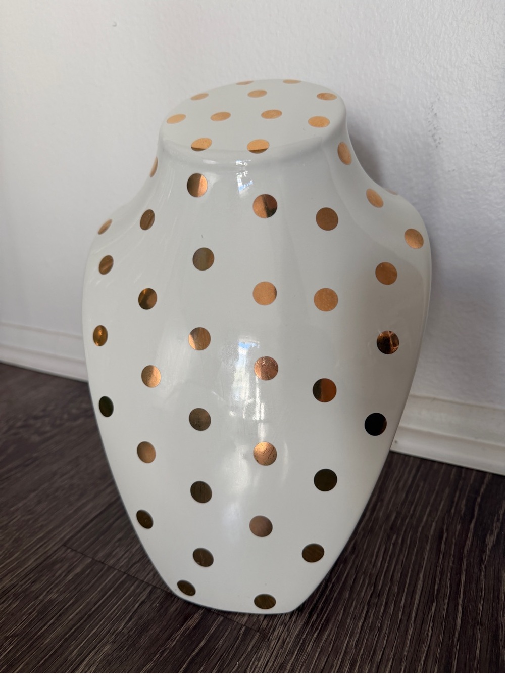 Ceramic Necklace Stand w Gold Polka Dots